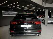 Audi SQ8 4.0 TFSI V8 Black Edition