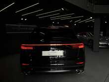 Audi SQ8 4.0 TFSI V8 Black Edition