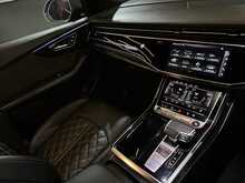 Audi SQ8 4.0 TFSI V8 Black Edition