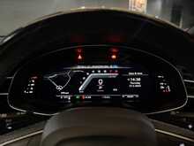 Audi SQ8 4.0 TFSI V8 Black Edition