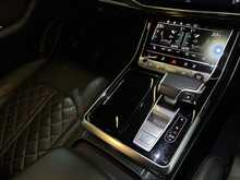 Audi SQ8 4.0 TFSI V8 Black Edition
