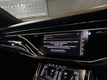 Audi SQ8 4.0 TFSI V8 Black Edition