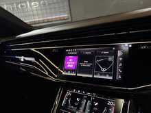 Audi SQ8 4.0 TFSI V8 Black Edition