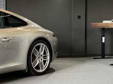 Porsche 911 3.8 991 Carrera S Coupe PDK