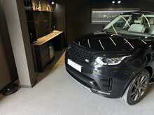 Land Rover Discovery 3.0 SD V6 HSE