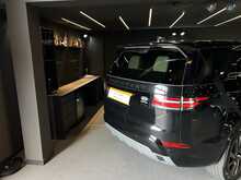 Land Rover Discovery 3.0 SD V6 HSE