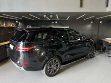 Land Rover Discovery 3.0 SD V6 HSE