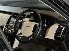 Land Rover Discovery 3.0 SD V6 HSE