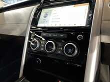 Land Rover Discovery 3.0 SD V6 HSE
