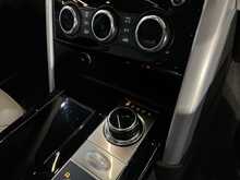 Land Rover Discovery 3.0 SD V6 HSE