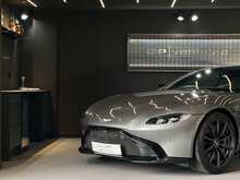 Aston Martin Vantage 4.0 V8 Coupe