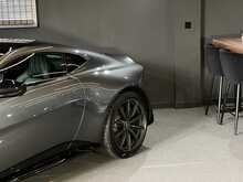 Aston Martin Vantage 4.0 V8 Coupe
