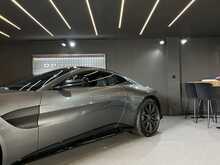 Aston Martin Vantage 4.0 V8 Coupe