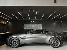 Aston Martin Vantage 4.0 V8 Coupe