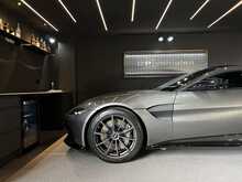 Aston Martin Vantage 4.0 V8 Coupe