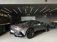 Aston Martin Vantage 4.0 V8 Coupe