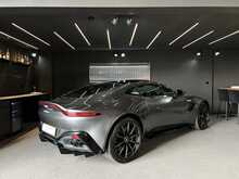 Aston Martin Vantage 4.0 V8 Coupe