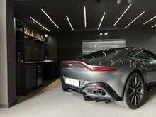 Aston Martin Vantage 4.0 V8 Coupe