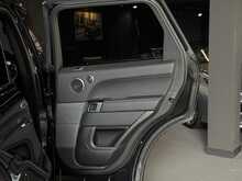 Land Rover Range Rover Sport 2.0 P400e HSE Dynamic Black