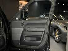 Land Rover Range Rover Sport 2.0 P400e HSE Dynamic Black