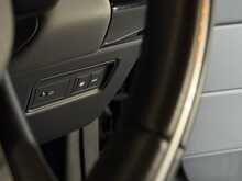 Land Rover Range Rover Sport 2.0 P400e HSE Dynamic Black