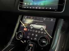 Land Rover Range Rover Sport 2.0 P400e HSE Dynamic Black