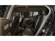 Volvo XC40 T3 R-Design 