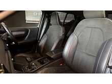 Volvo XC40 T3 R-Design 