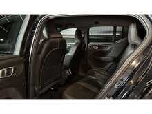 Volvo XC40 T3 R-Design 