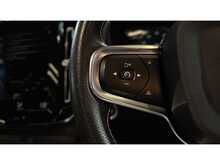 Volvo XC40 T3 R-Design 
