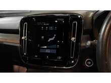 Volvo XC40 T3 R-Design 