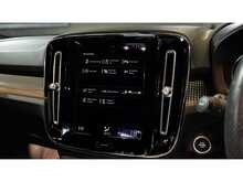 Volvo XC40 T3 R-Design 