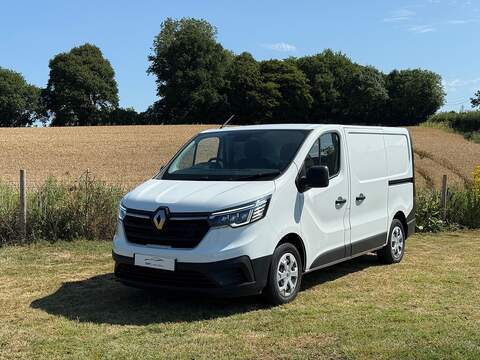 2.0 dCi Blue 28 Business Panel Van 5dr Diesel Manual SWB Euro 6 (s/s) (130 ps)