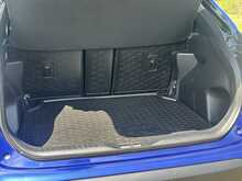 Toyota Yaris Cross VVT-h Premiere Edition 