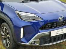 Toyota Yaris Cross VVT-h Premiere Edition 
