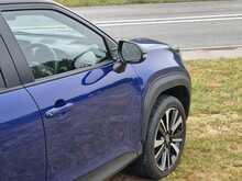 Toyota Yaris Cross VVT-h Premiere Edition 