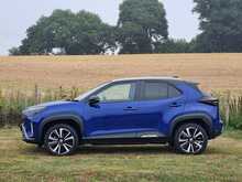 Toyota Yaris Cross VVT-h Premiere Edition 