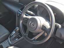 Toyota Yaris Cross VVT-h Premiere Edition 