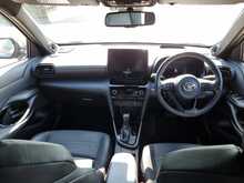 Toyota Yaris Cross VVT-h Premiere Edition 