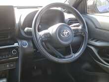 Toyota Yaris Cross VVT-h Premiere Edition 