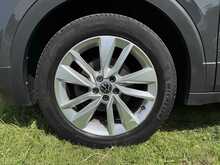 Volkswagen T-Cross TSI SE