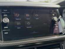 Volkswagen T-Cross TSI SE