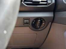 Volkswagen T-Cross TSI SE