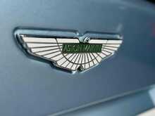 Aston Martin DB9  