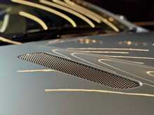 Aston Martin DB9  