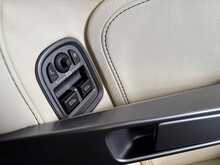 Aston Martin DB9  