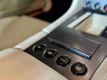 Aston Martin DB9  