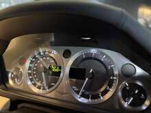 Aston Martin DB9  
