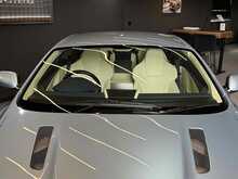 Aston Martin DB9  