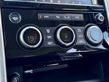 Land Rover Discovery SD V6 HSE Luxury 